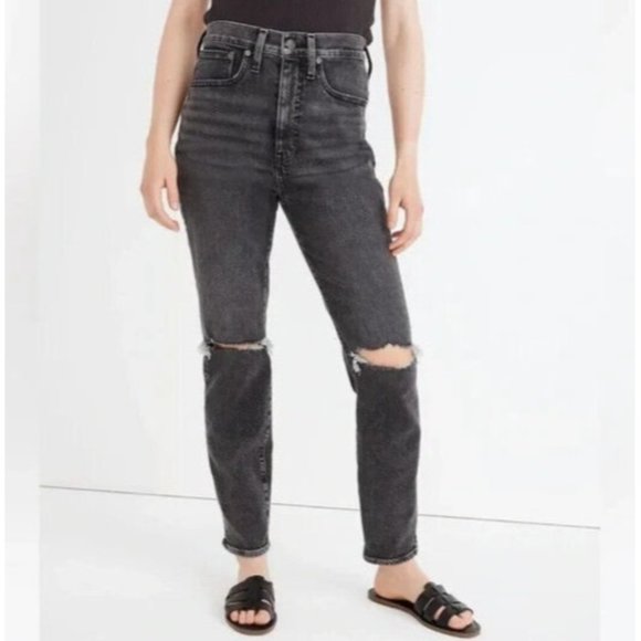 Madewell Denim - Madewell Momjean Pennhurst Ripped Edition NF718